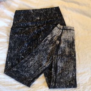 NWOT Lululemon leggings size 8